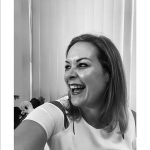 Meet your Posher, Jenny